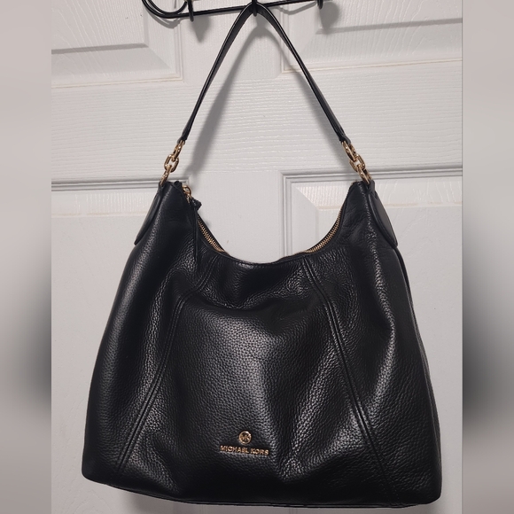 Michael Kors Shoulder Bag - Picture 9 of 13